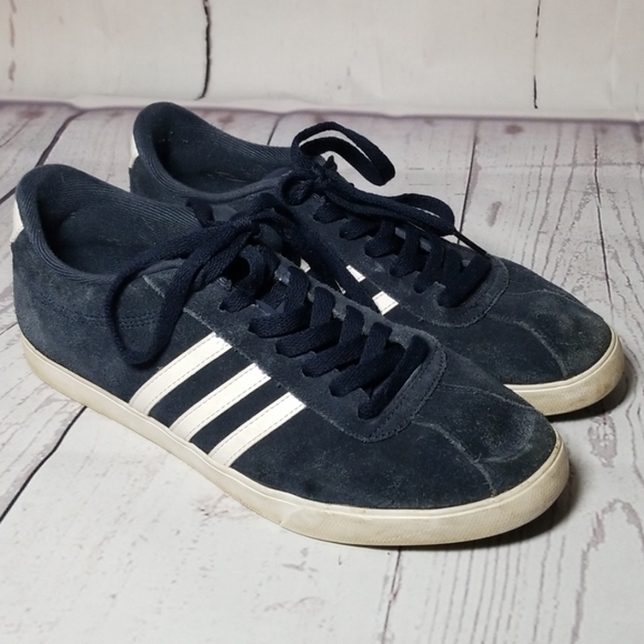 Adidas Courtset tennis shoes Women's size 10 Adidas Courtset tennis shoes Women's size 10